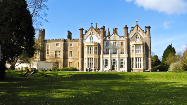 Conishead Priory and Manjushri Kadampa Meditation Centre