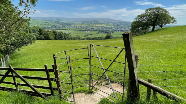 Crook O'Lune Circular Walk